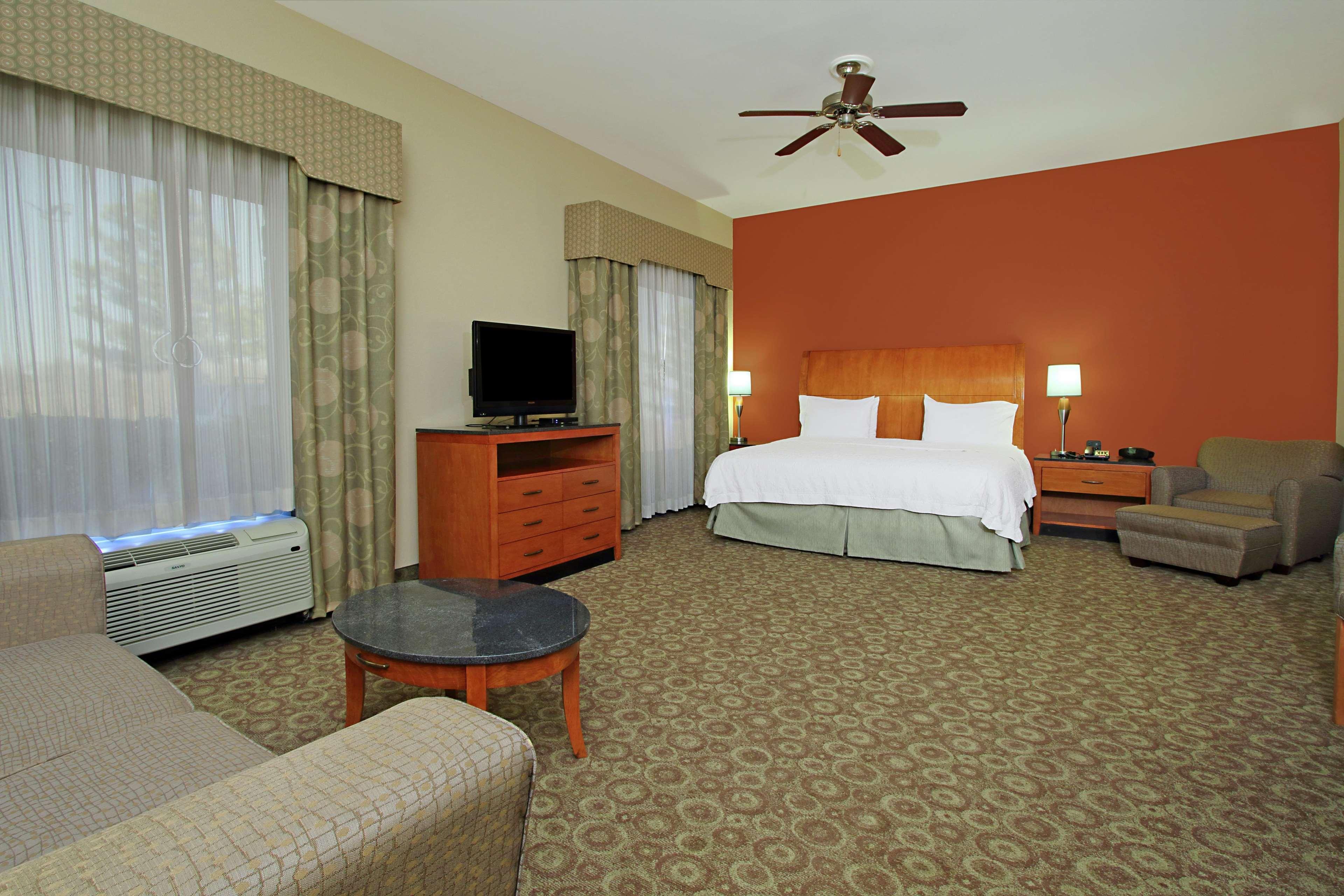 Hampton Inn & Suites Buffalo Ngoại thất bức ảnh