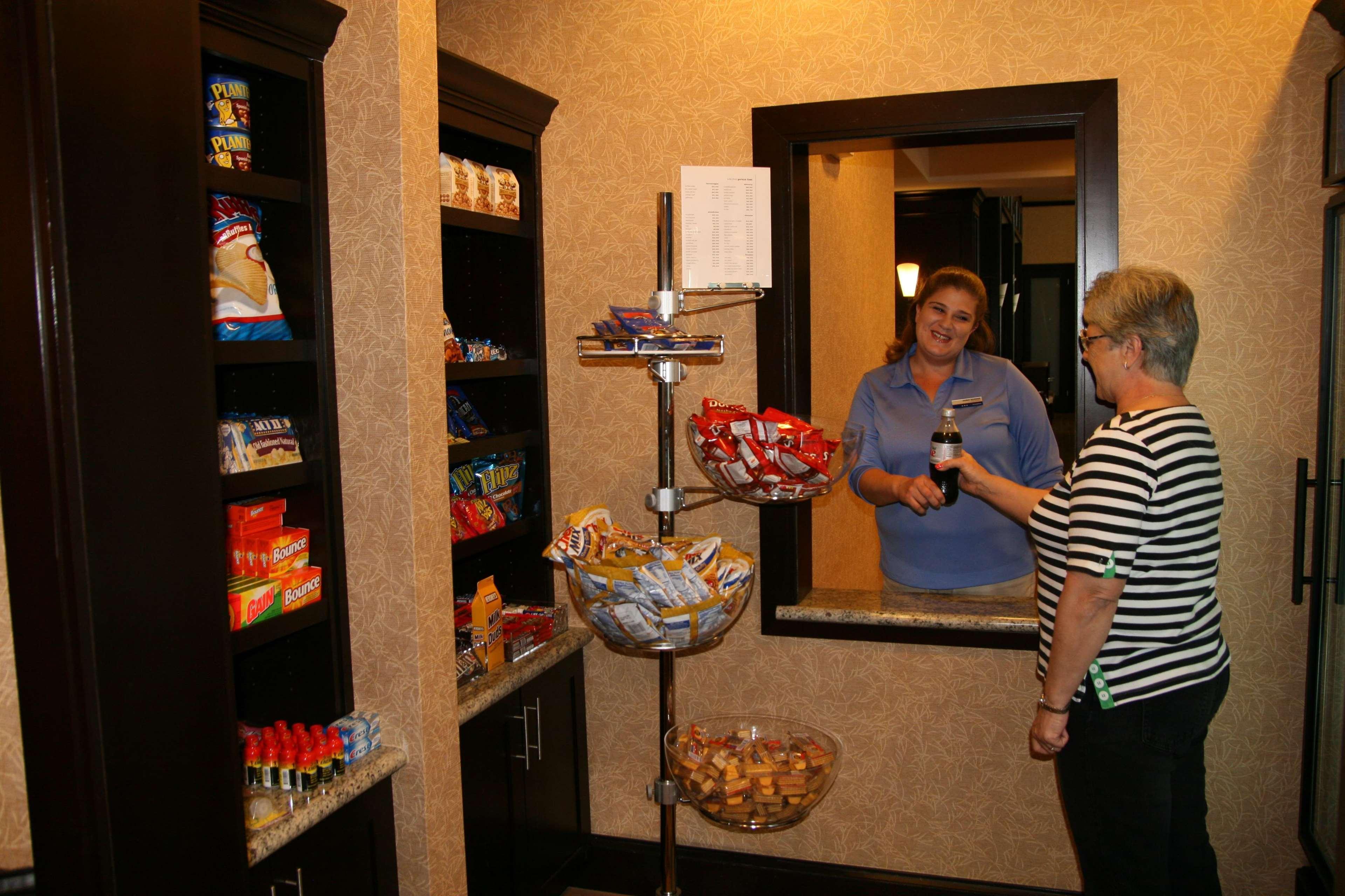 Hampton Inn & Suites Buffalo Ngoại thất bức ảnh