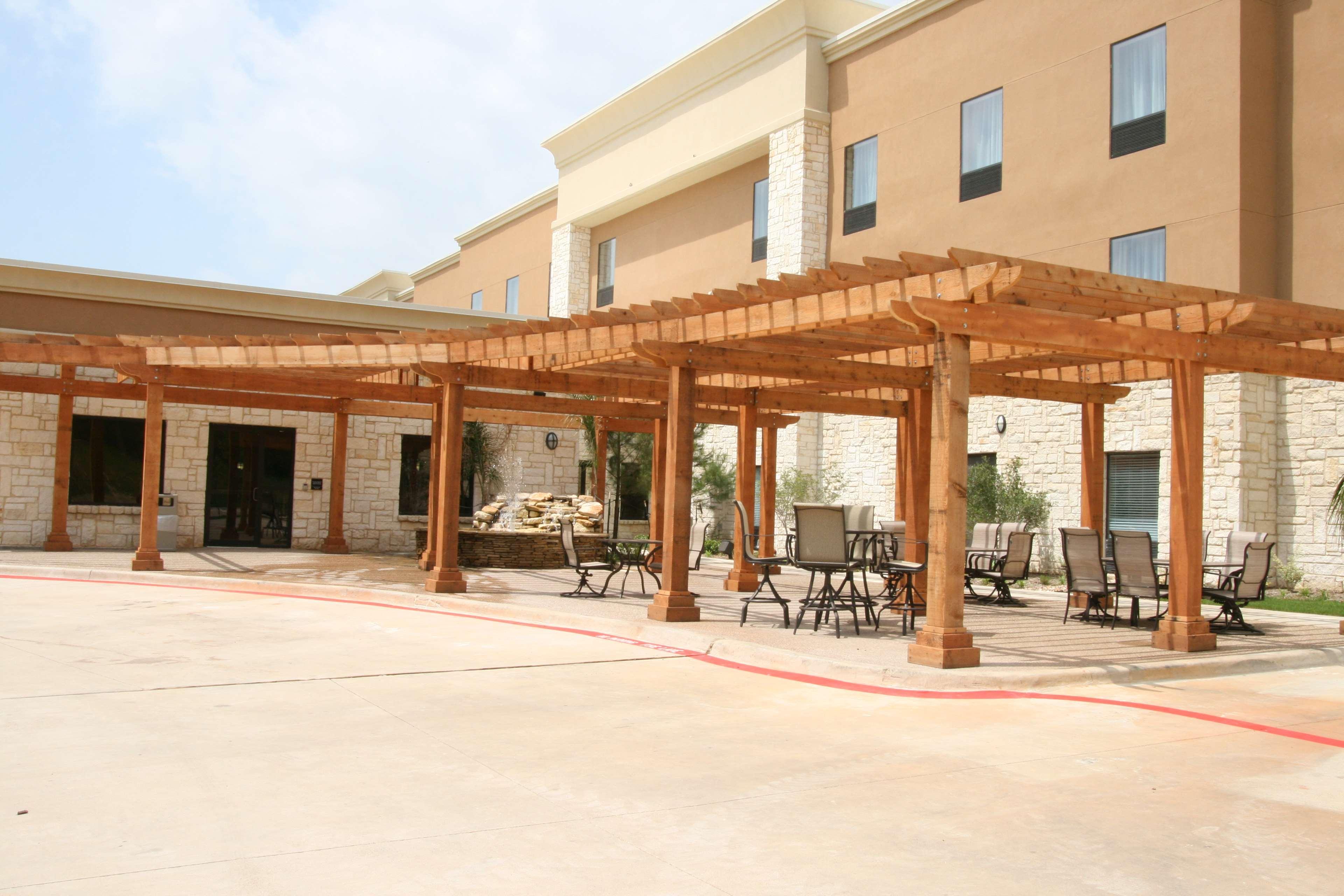 Hampton Inn & Suites Buffalo Ngoại thất bức ảnh