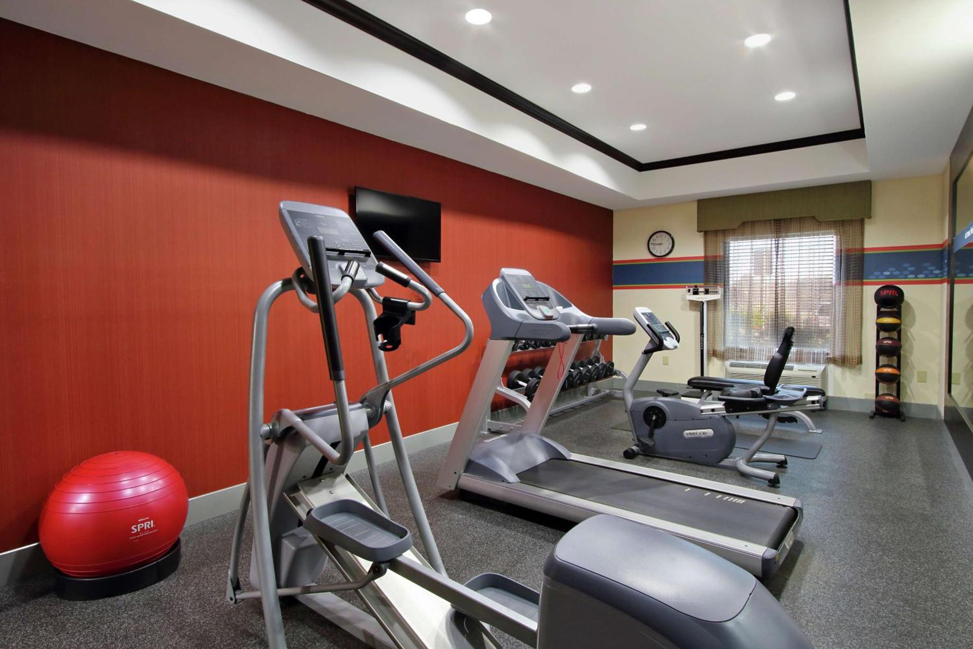 Hampton Inn & Suites Buffalo Ngoại thất bức ảnh